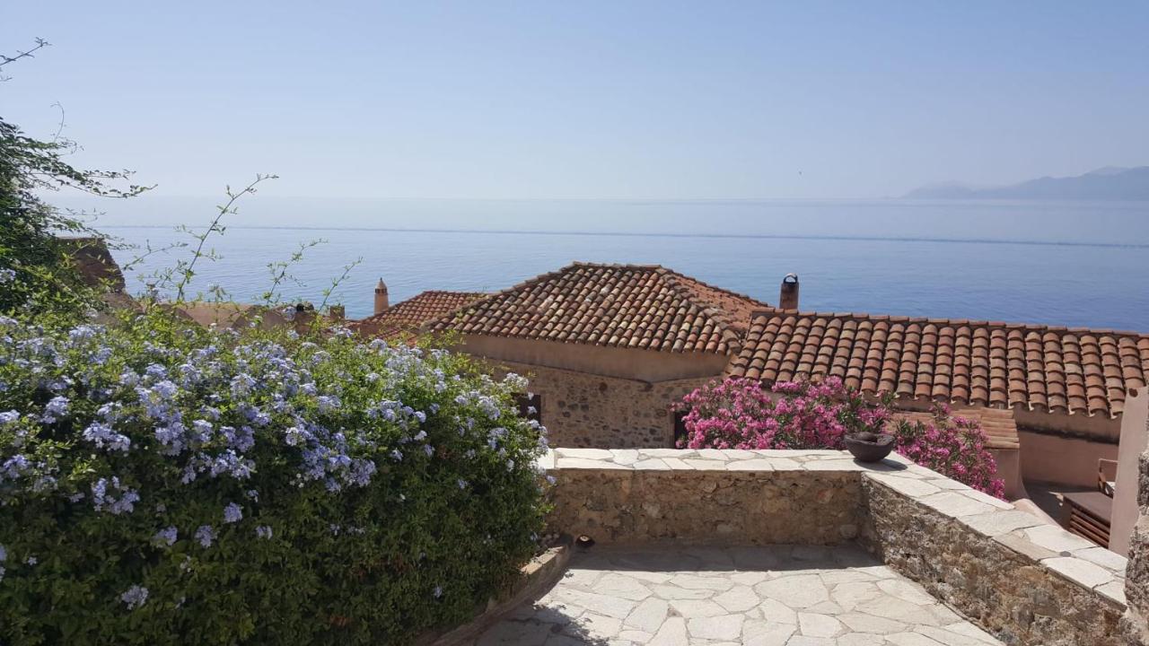 Athina Guesthouse Monemvasía Exterior photo